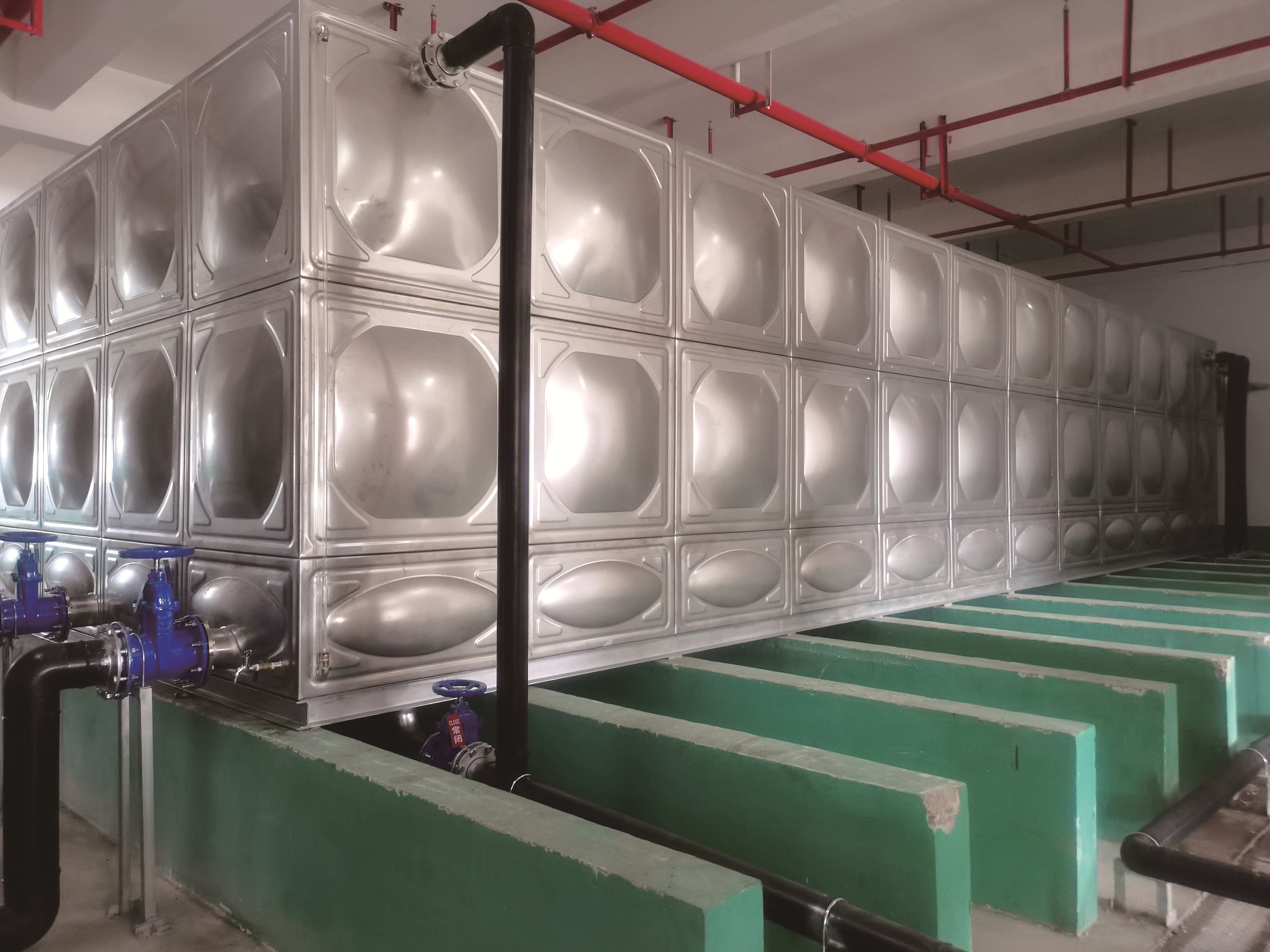 定做不銹鋼水箱用什么材質的更好-渠泉泵業 定做不銹鋼水箱用什么材質的更好-渠泉泵業